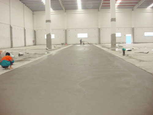 非金属型金刚砂耐磨地坪